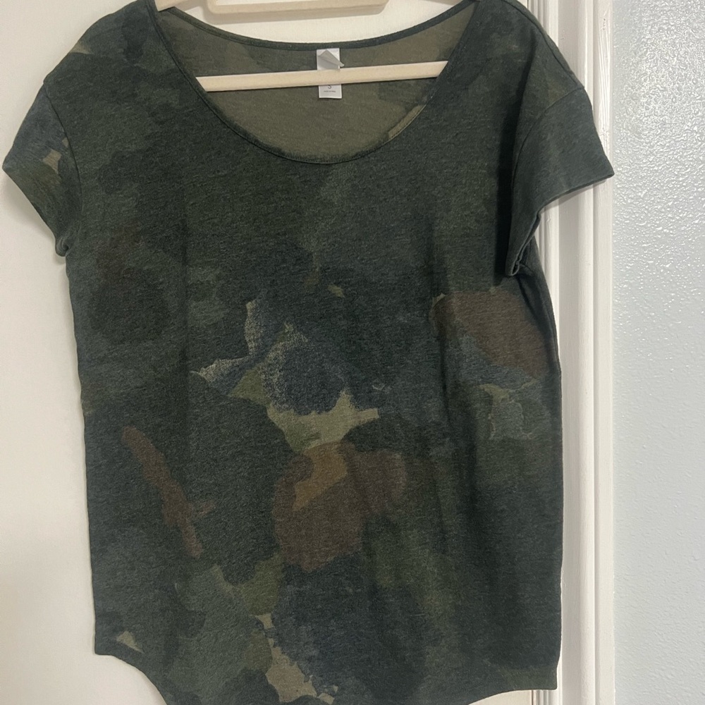 Alternative Green Camo Women's Short Sleeve Tee